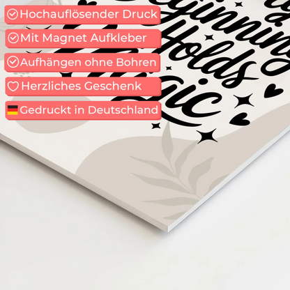 Sprüche Poster Magentisch Every Beginning Holds Magic Fotoboard