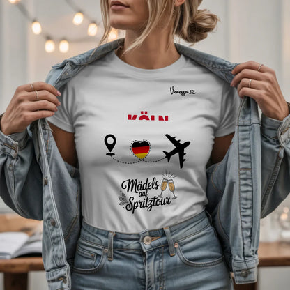 W.03.Damen-T-Shirt-Mockup-Basic HELL mit Jeansjacke