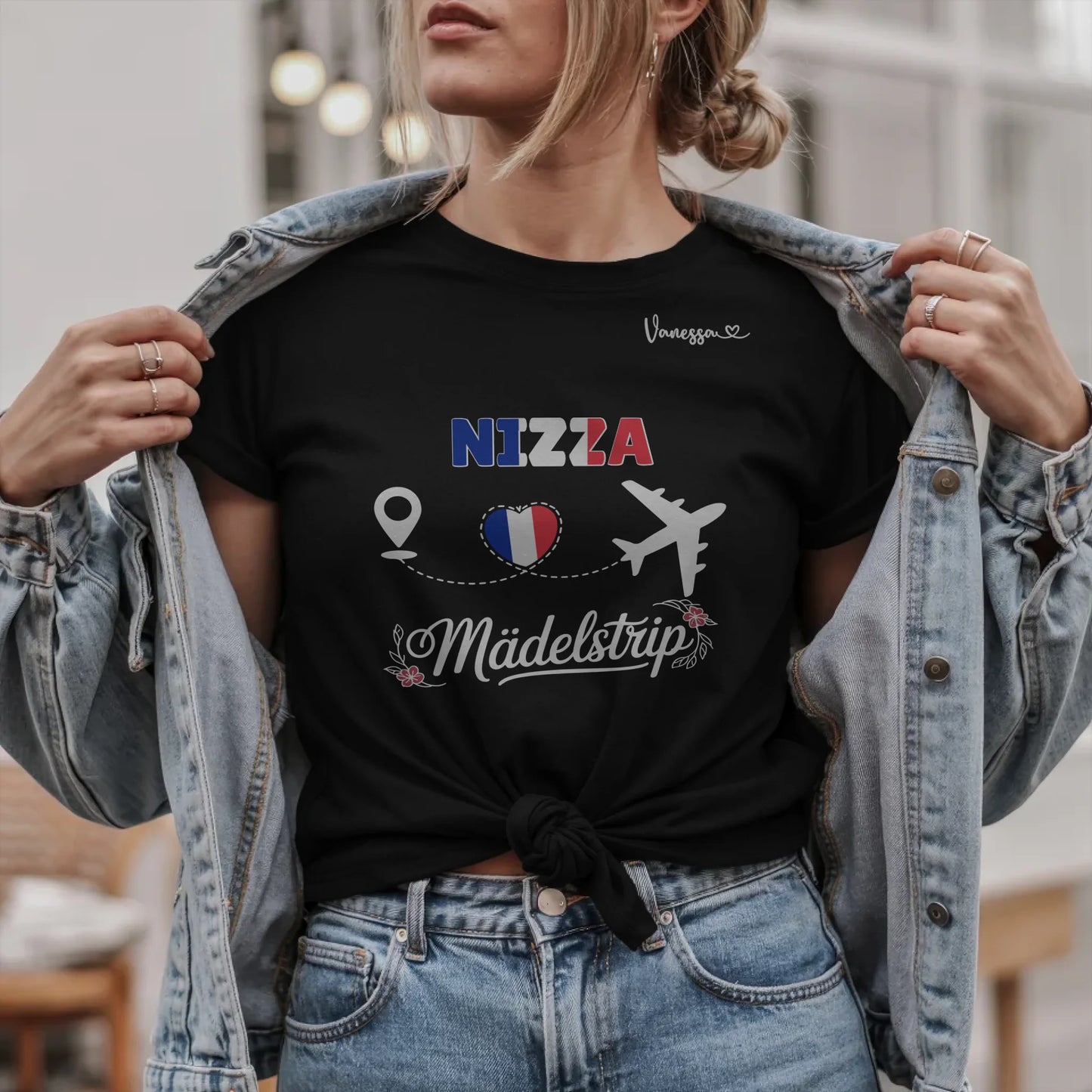 B.02.Damen-T-Shirt-Mockup-Basic-Jeansjacke---2