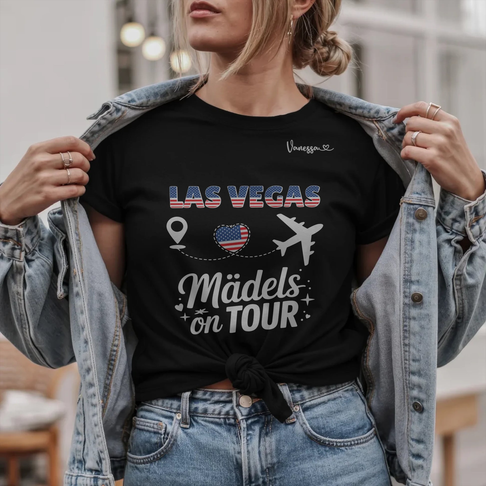 B.02.Damen-T-Shirt-Mockup-Basic-Jeansjacke---2