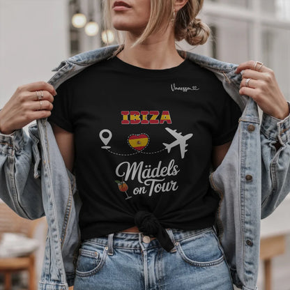 B.02.Damen-T-Shirt-Mockup-Basic-Jeansjacke---2