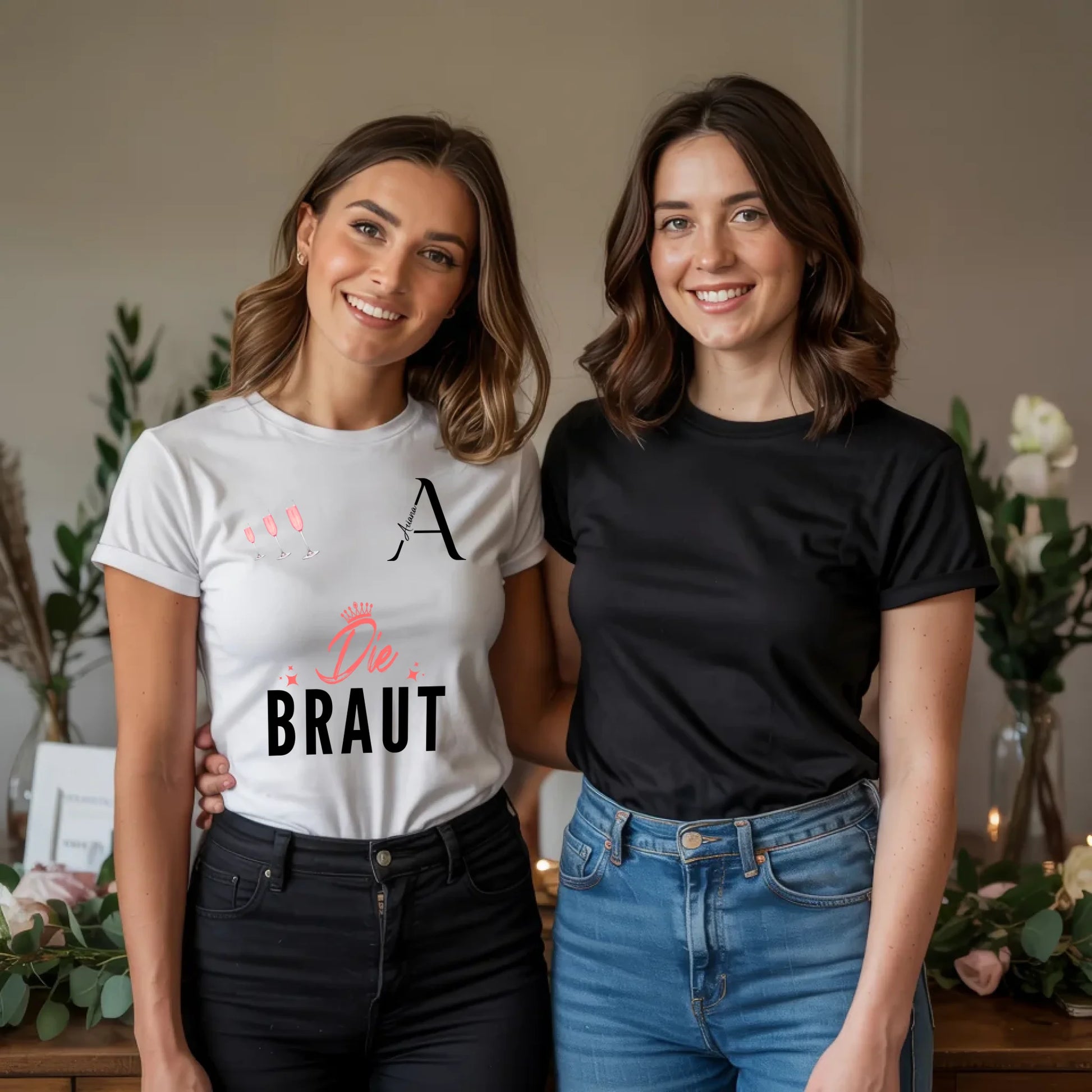 x.01.Schwarzes + Weißes T-Shirt Mockup 2 Frauen JGA