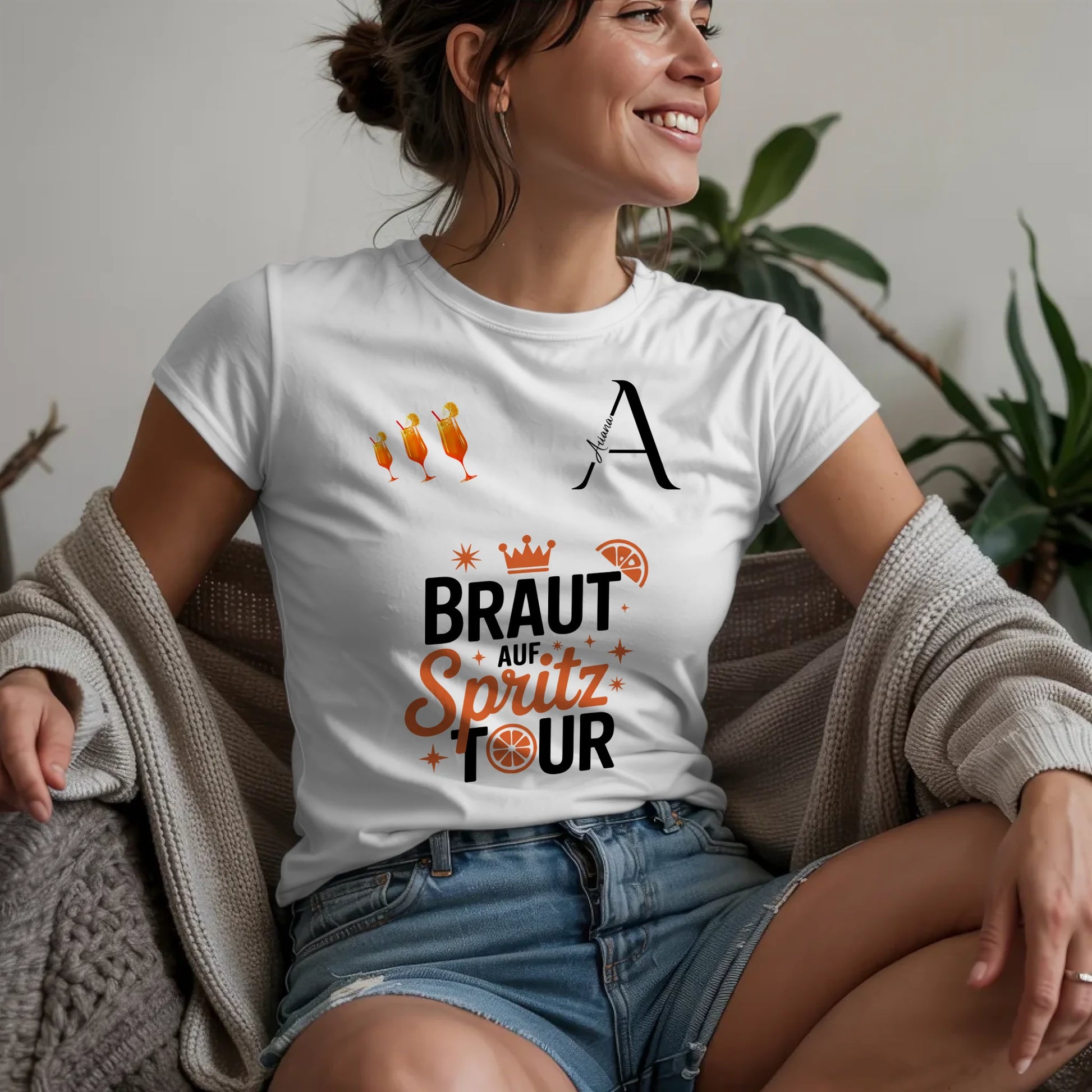 W.02.Damen-T-Shirt-Mockup-Basic-Wohnzimmer-Wolljacke---2