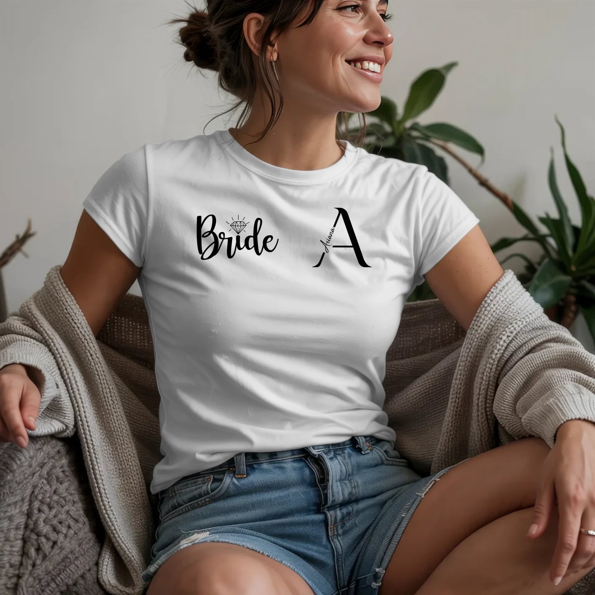 W.02.Damen-T-Shirt-Mockup-Basic-Wohnzimmer-Wolljacke---2