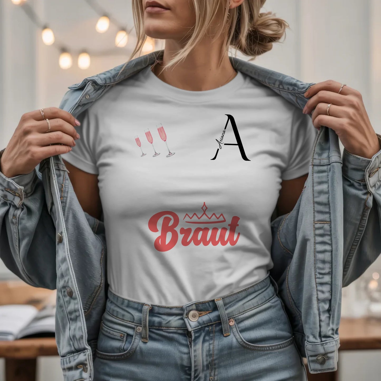 W.03.Damen-T-Shirt-Mockup-Basic HELL mit Jeansjacke