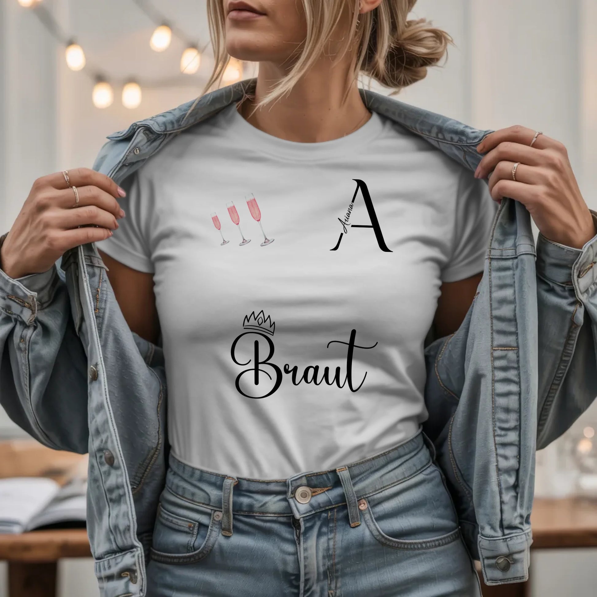 W.03.Damen-T-Shirt-Mockup-Basic HELL mit Jeansjacke