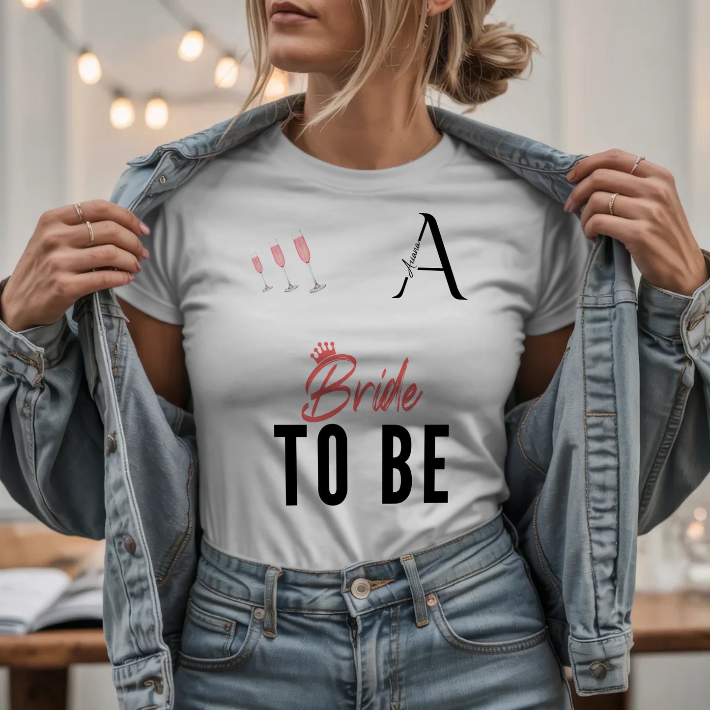 W.03.Damen-T-Shirt-Mockup-Basic HELL mit Jeansjacke
