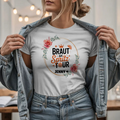 W.03.Damen-T-Shirt-Mockup-Basic HELL mit Jeansjacke