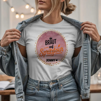 W.03.Damen-T-Shirt-Mockup-Basic HELL mit Jeansjacke