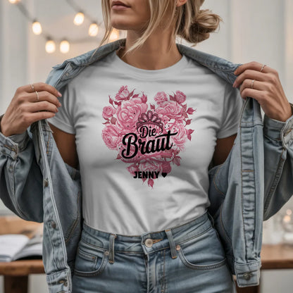 W.03.Damen-T-Shirt-Mockup-Basic HELL mit Jeansjacke