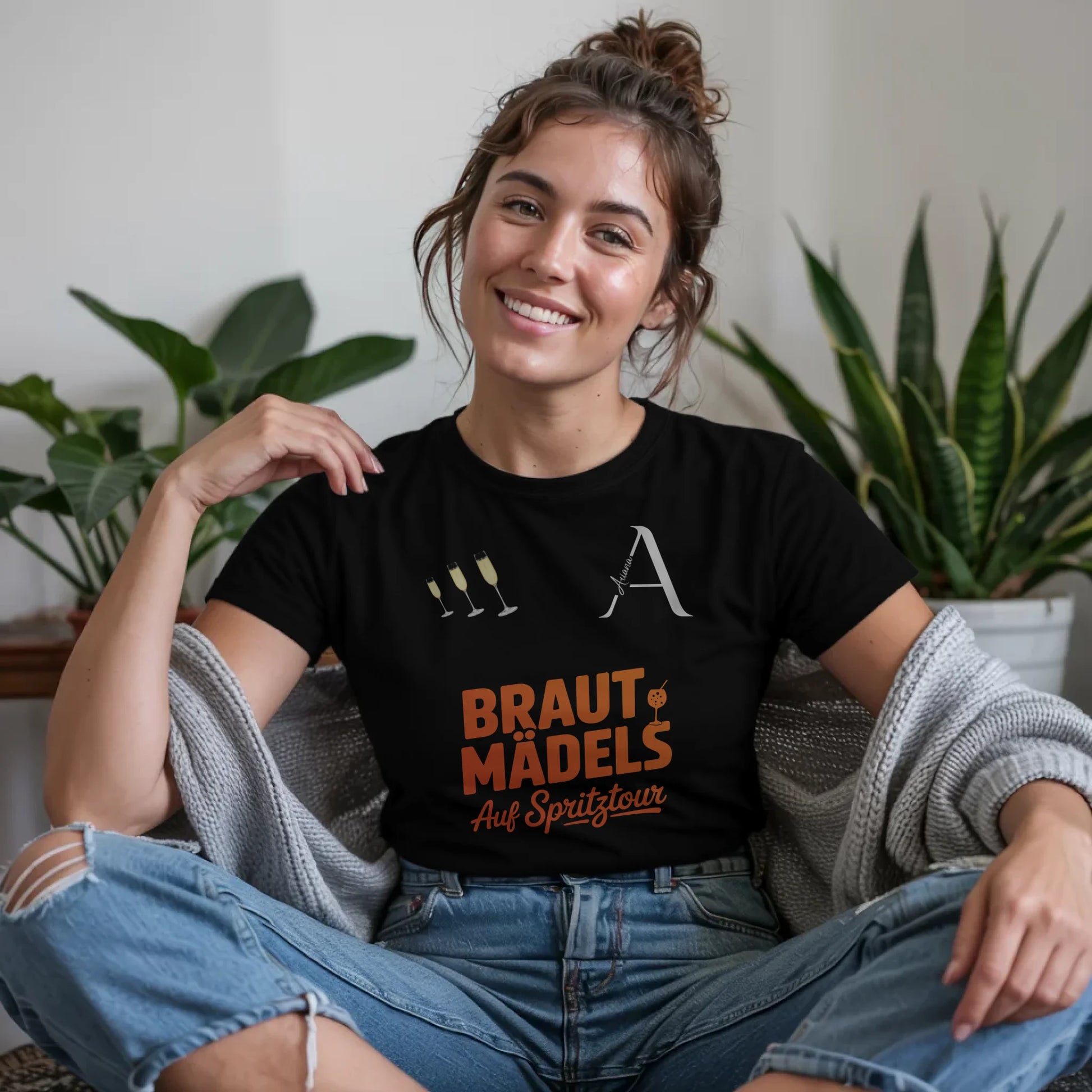 B.03.Damen-T-Shirt-Mockup-Basic-Wohnzimmer-Wolljacke---1