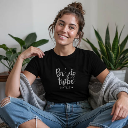 B.03.Damen-T-Shirt-Mockup-Basic-Wohnzimmer-Wolljacke---1