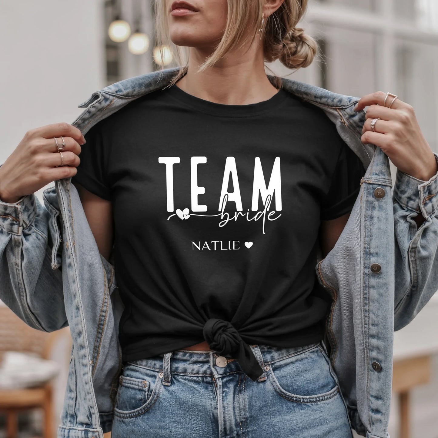 B.02.Damen-T-Shirt-Mockup-Basic-Jeansjacke---2