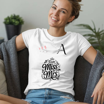 B.03.Damen-T-Shirt-Mockup-Basic-Wohnzimmer-Wolljacke---1