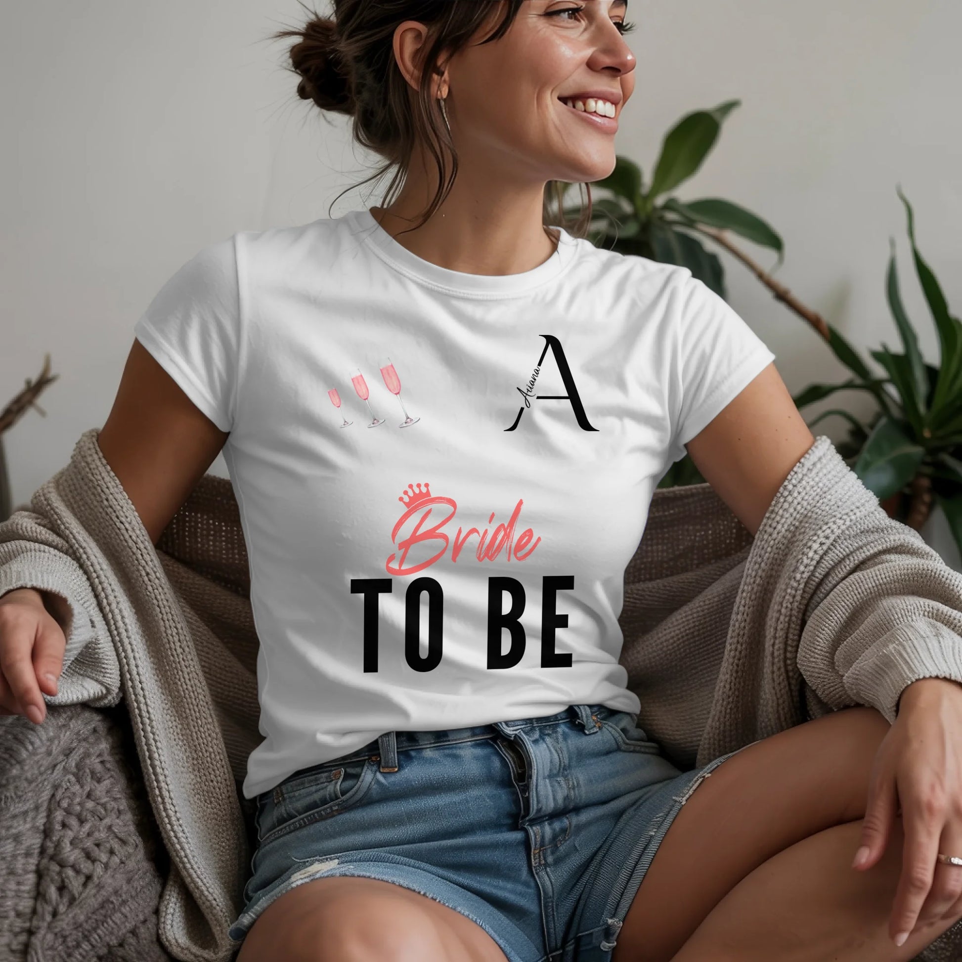 W.02.Damen-T-Shirt-Mockup-Basic-Wohnzimmer-Wolljacke---2