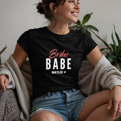 W.02.Damen-T-Shirt-Mockup-Basic-Wohnzimmer-Wolljacke---2