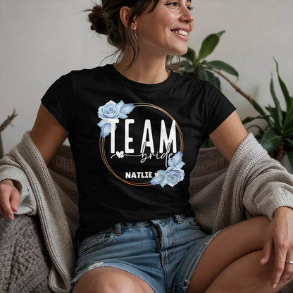 W.02.Damen-T-Shirt-Mockup-Basic-Wohnzimmer-Wolljacke---2