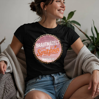 W.02.Damen-T-Shirt-Mockup-Basic-Wohnzimmer-Wolljacke---2