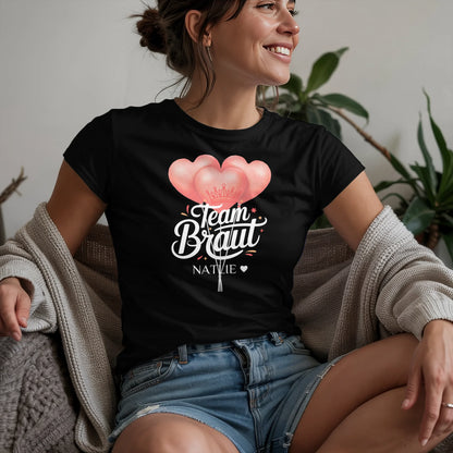 W.02.Damen-T-Shirt-Mockup-Basic-Wohnzimmer-Wolljacke---2