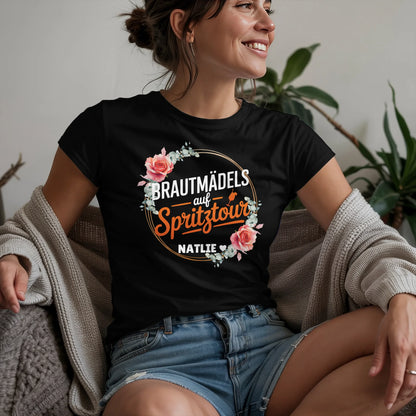 W.02.Damen-T-Shirt-Mockup-Basic-Wohnzimmer-Wolljacke---2