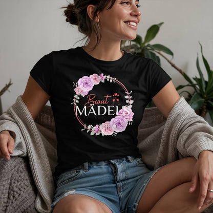 W.02.Damen-T-Shirt-Mockup-Basic-Wohnzimmer-Wolljacke---2