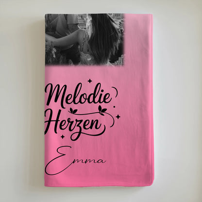 Kuscheldecke Mit Namen 4 Fotos und 1 Herz Foto Melodie in meinem Herzen personalisiertes Geschenk 6