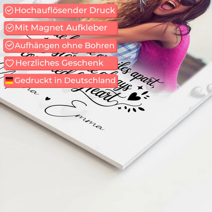 Personalisierte Fotoboard Magnet Wandbild mit 4 Fotos und Herz Side by Side 10