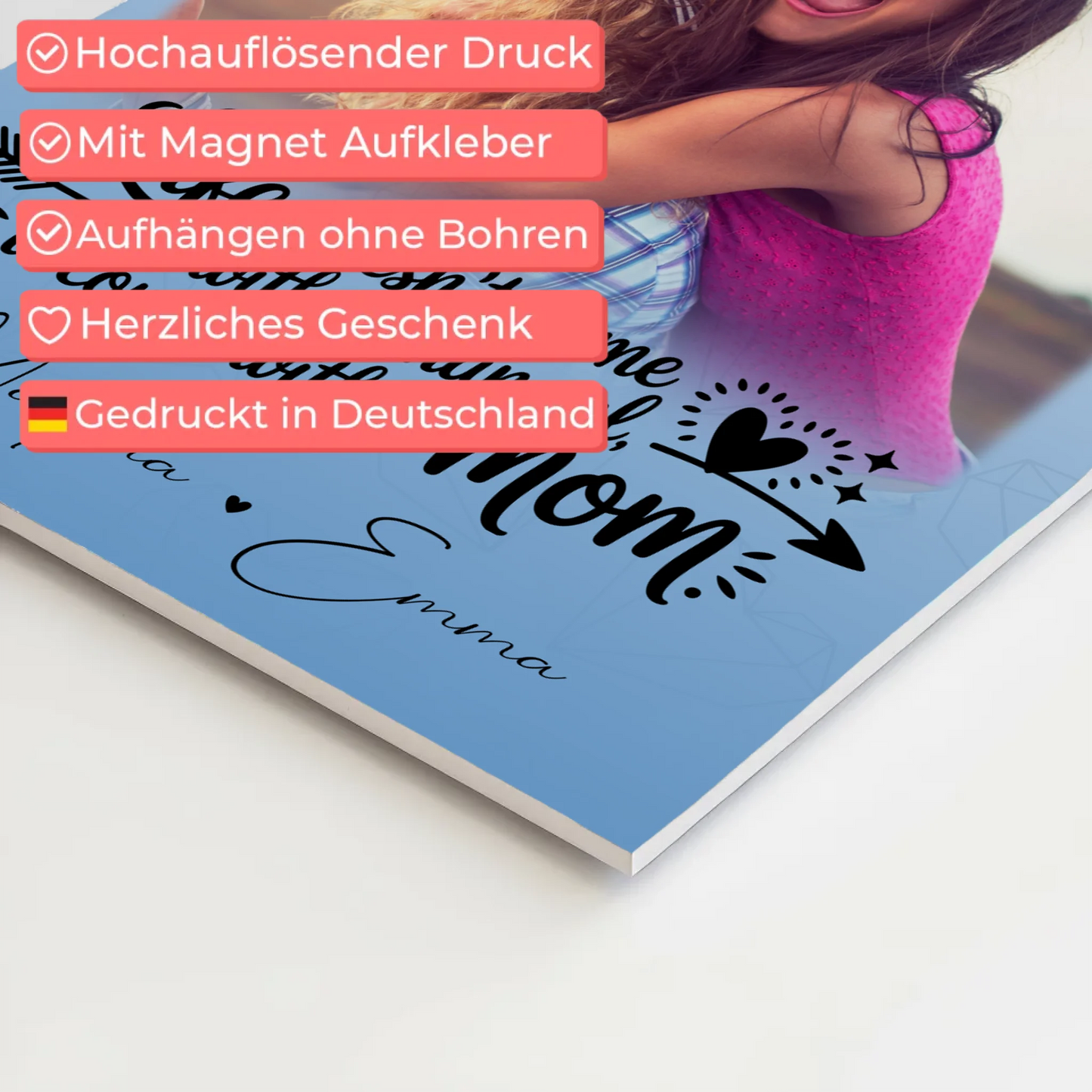 Personalisiertes Mama Plakat mit 3 Fotos und Herz Foto Life is better with you in it