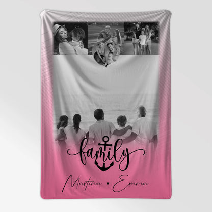 Personalisierte Family Namensdecke mit 4 Fotos und 1 Kleines Herz Foto für besondere Momente 7