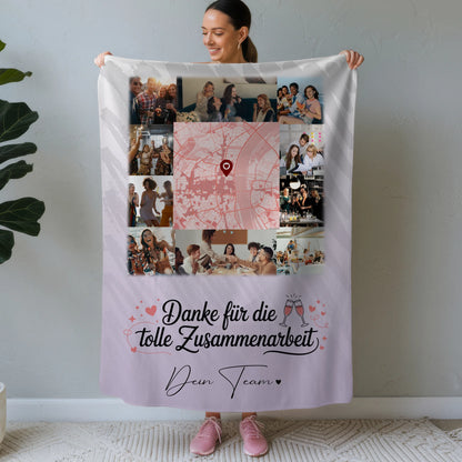 Personalisierte Namensdecke mit 10 Fotos und Karte in der Mitte Ein Leben lang an deiner Seite 1