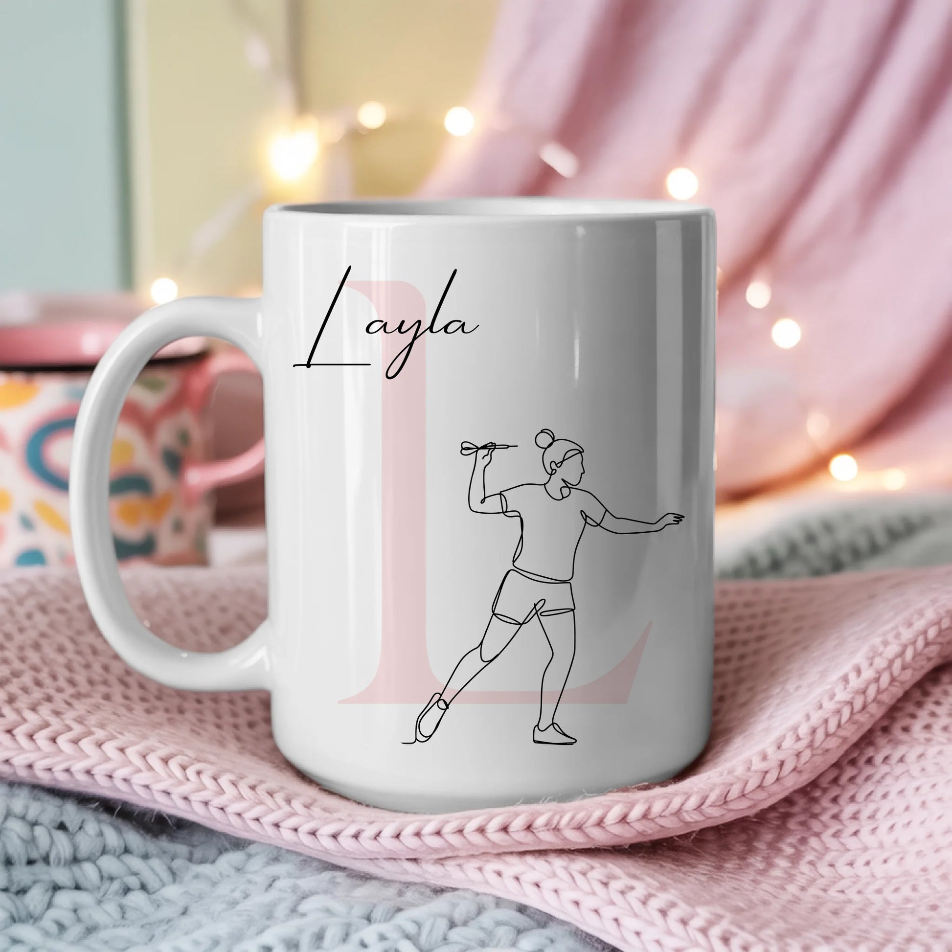 Personalisierte Tasse Mit Name Lineart Dartspielerin Dart Geschenk 3