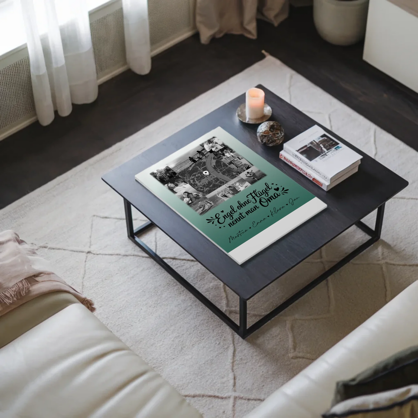 Personalisiertes Oma Plakat Fotoboard mit 10 Fotos und Karte in der Mitte Bruder ist ein Engel Schwarz-Weiß