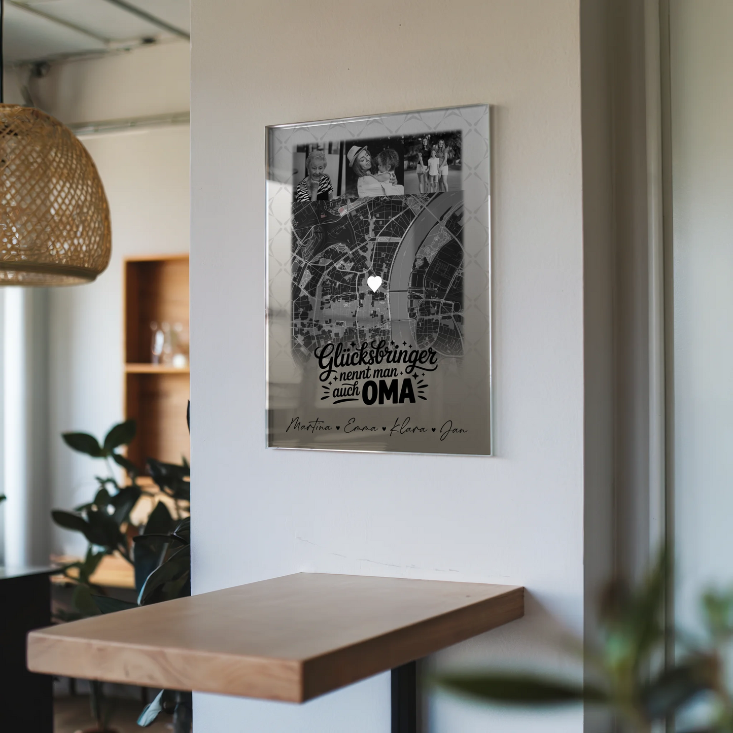 Oma Plakat Acrylglas Bild mit 4 Fotos und Karte Glücksbringer nennt man auch Bruder Schwarz-Weiß Personalisiertes Geschenk