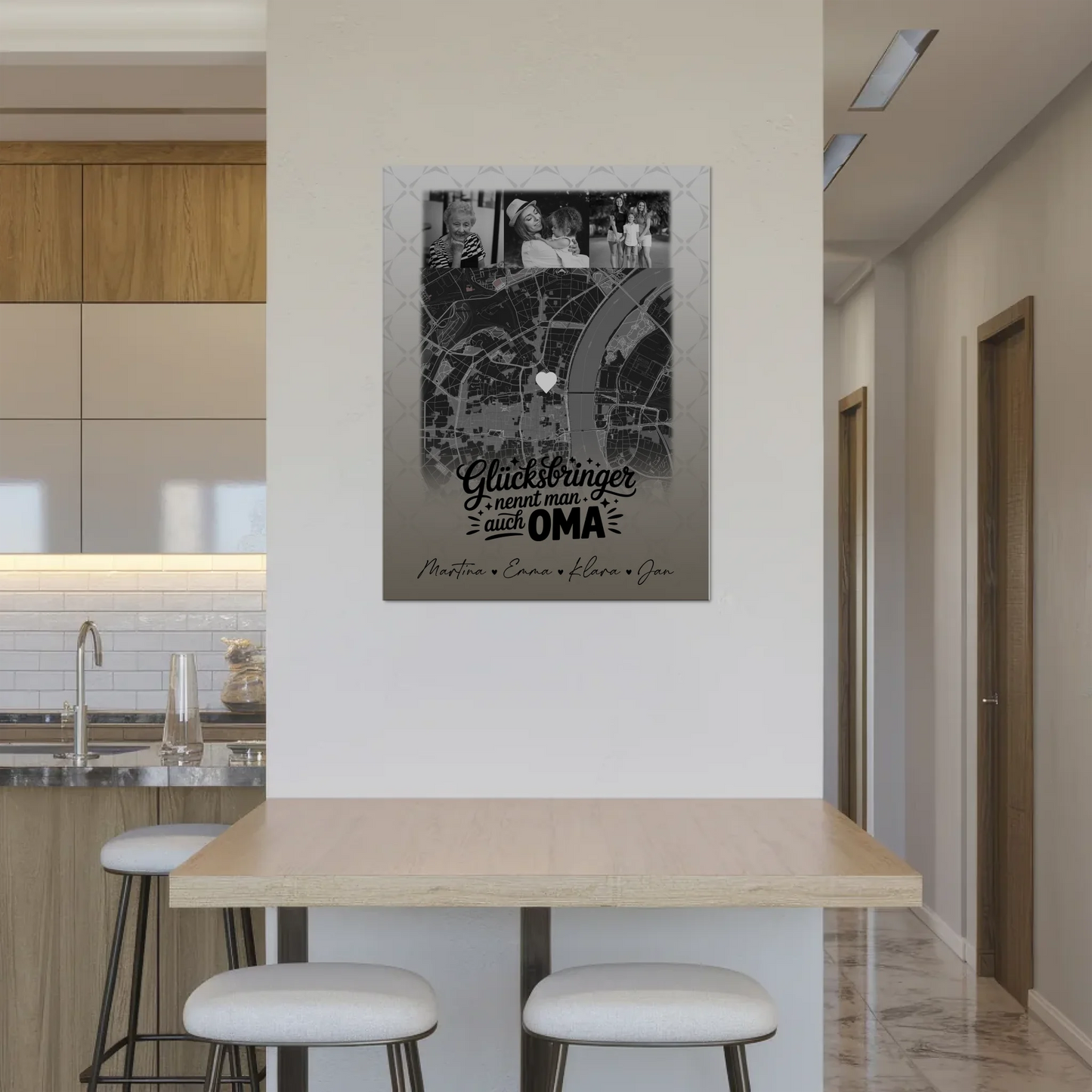 Personalisierte Wandbilder Oma mit 4 Fotos und Karte Schwarz-Weiß Glücksbringer nennt man auch Bruder