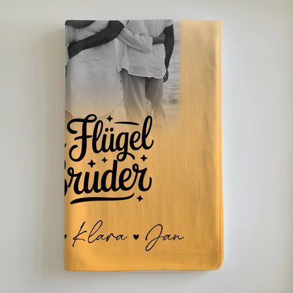 Personalisierte Decke Mit Namen 1 Foto Bruder ist ein Engel Schwarz-Weiß 6
