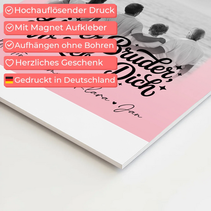 Personalisierter Fotoboard Magnet Poster mit 3 Fotos und Herzmotiv für Bruder Schwarz-Weiß