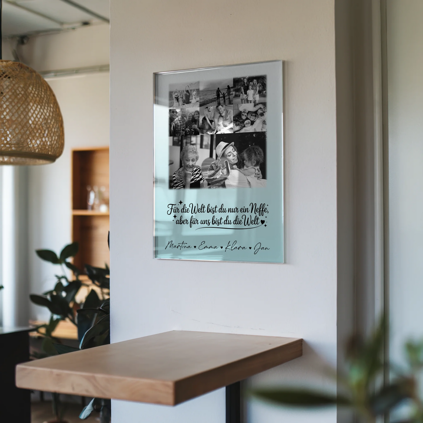 Personalisierte Foto Acrylglas Wanddekoration mit 8 Fotos und Herzmotiv Du bist für mich die Welt Schwarz-Weiß