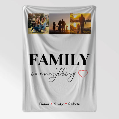 Namensdecke Familie Fotocollage Family Is Everything personalisiertes Geschenk für Familie 7