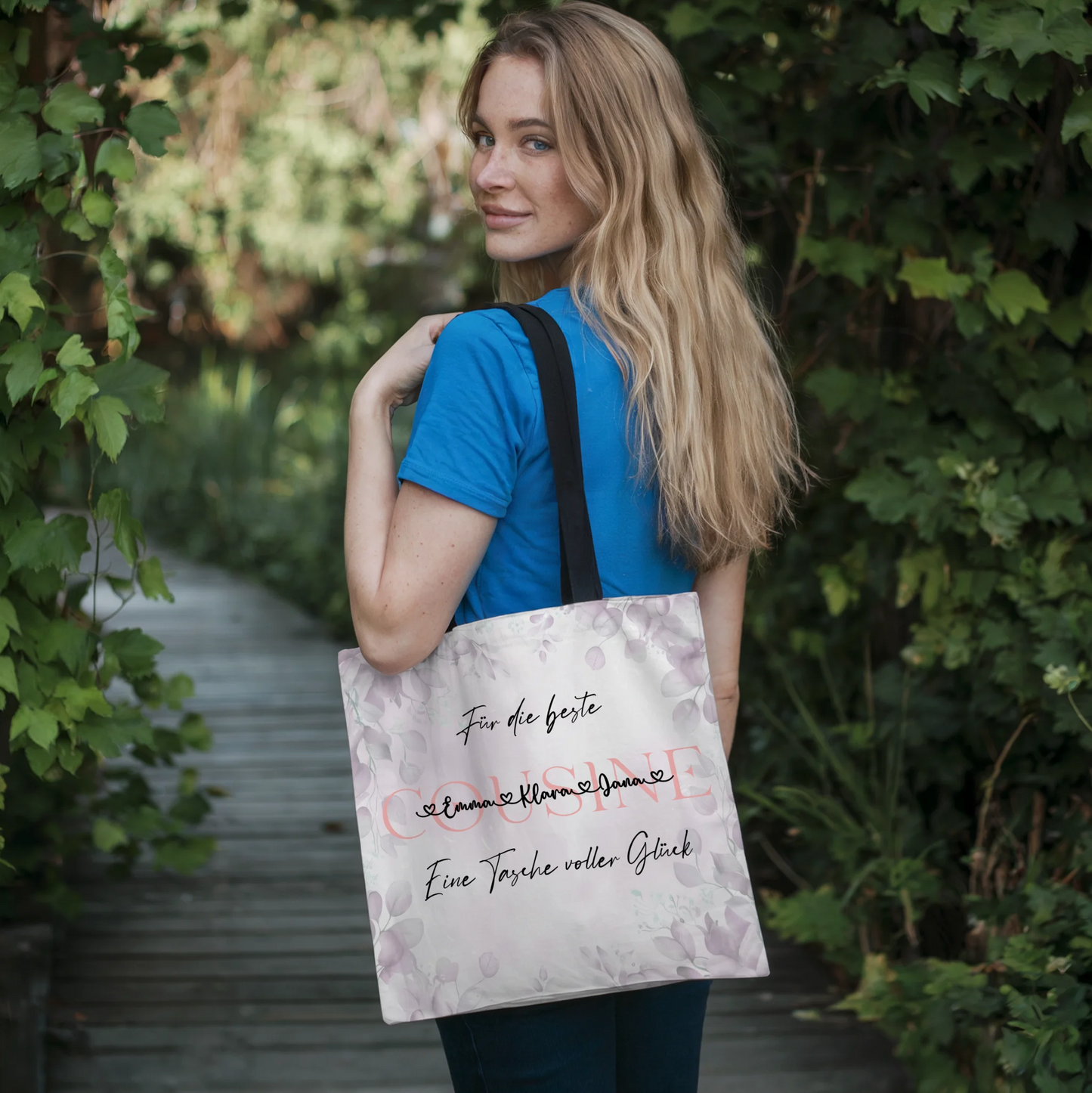 Tasche Mit Namen Personalisiert Cousine Eukalyptus Floral mit Hintergrundbild & Wunschtext 4