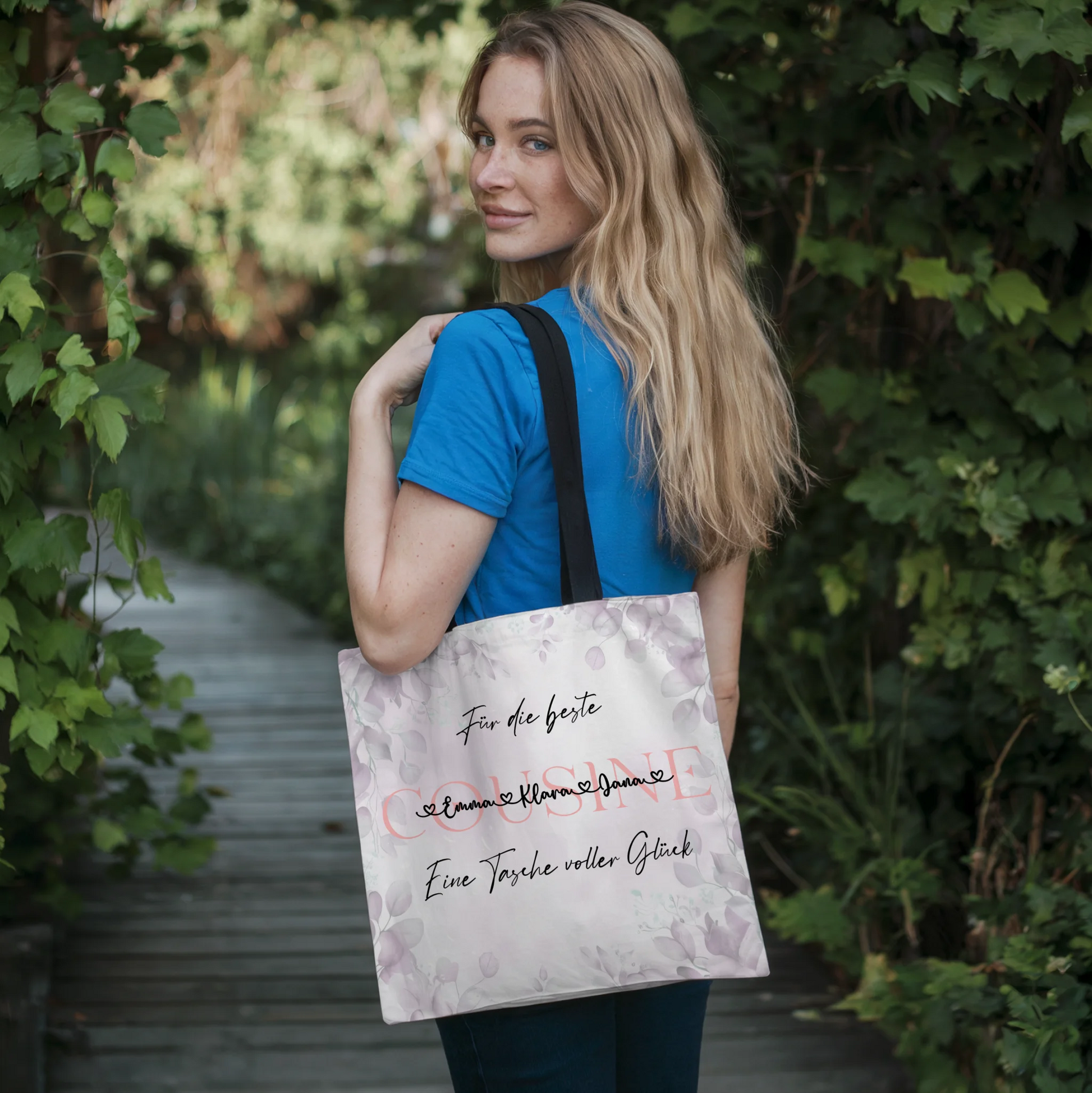 Tasche Mit Namen Personalisiert Cousine Eukalyptus Floral mit Hintergrundbild & Wunschtext 4