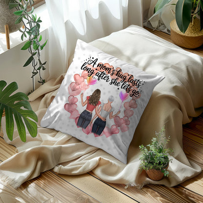 Kissen Mit Namen Mama A moms hug mit 2 Clipart Frauen, Namen & Wunschtext personalisierbar