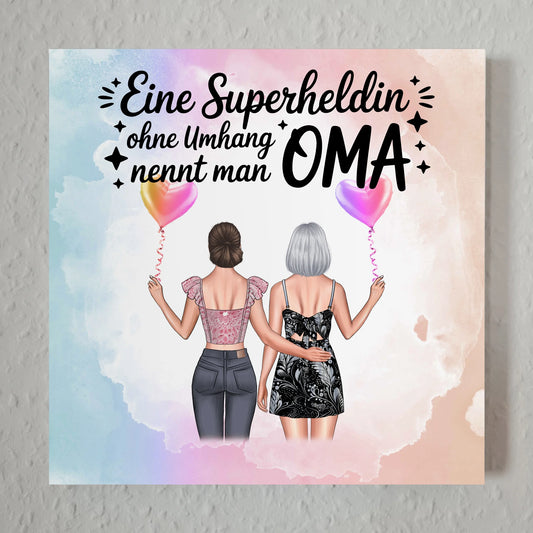 Personalisiertes Oma Plakat Fotoboard mit 2 Clipart-Frauen, Namen, Hintergrund & Wunschtext