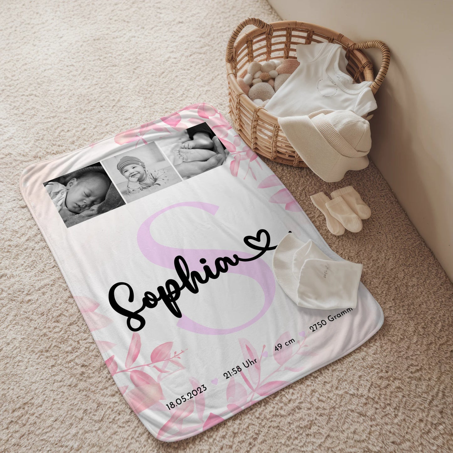 Babydecke zur Geburt mit Namen, Fotocollage & Geburtsdaten, Initial, Black & White Geschenk 2