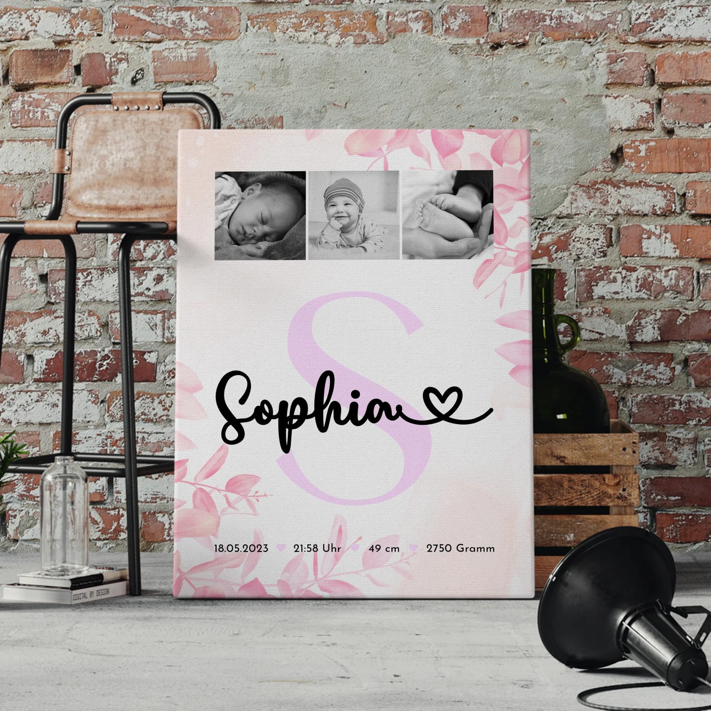 Wandbild Fotocollage zur Geburt Baby mit Geburtsdaten und Initial Black and White Design 4