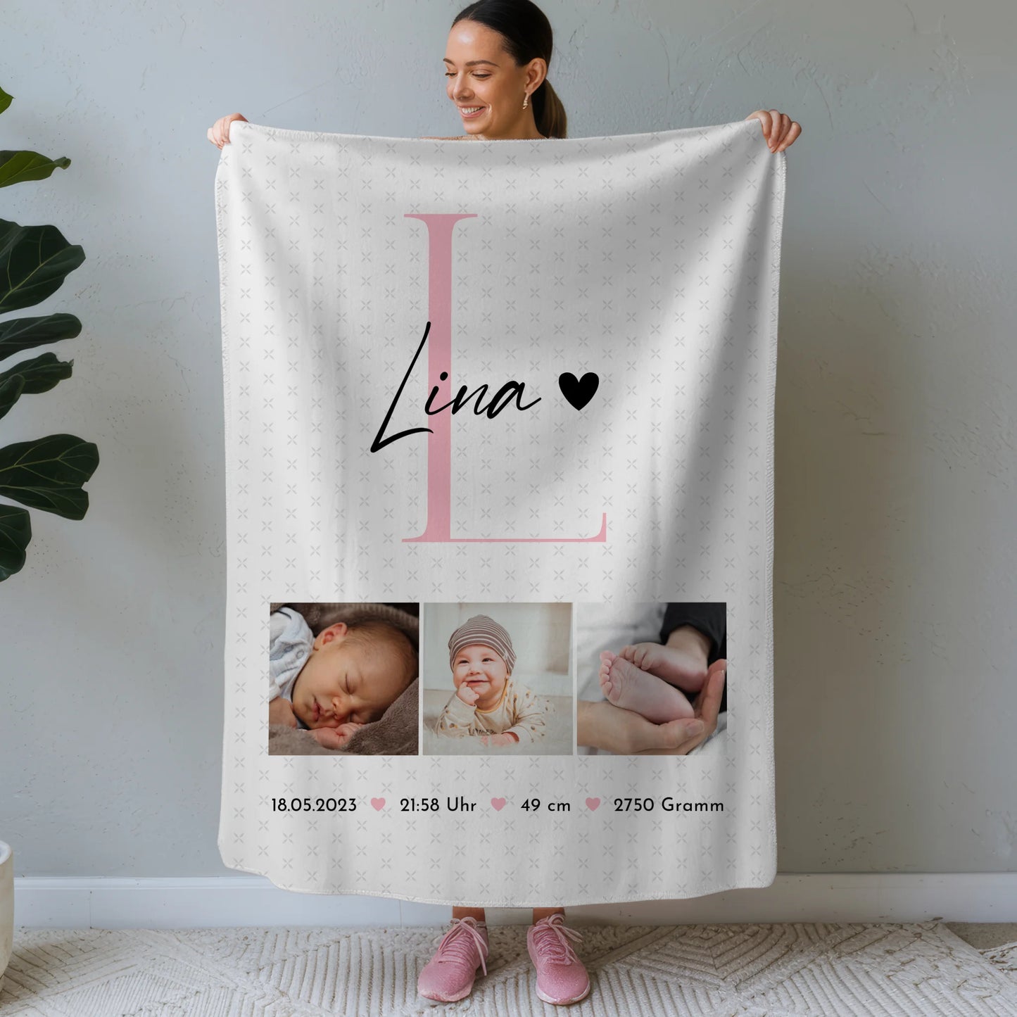 Krabbeldecke Mit Namen zur Geburt Baby mit Geburtsdaten Fotos und Sternchen Muster 1