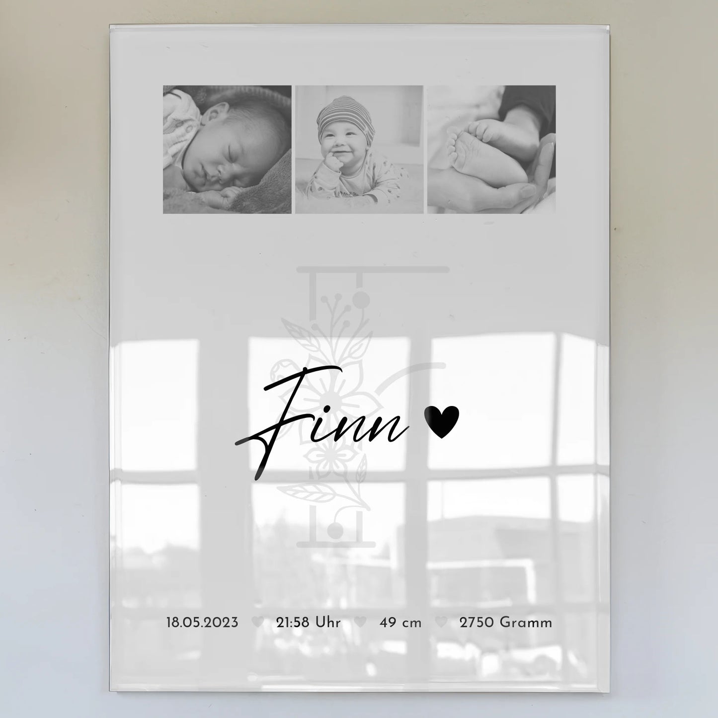 Foto Mit Acrylglas zur Geburt Baby Fotocollage mit Geburtsdaten Initial Black and White 1