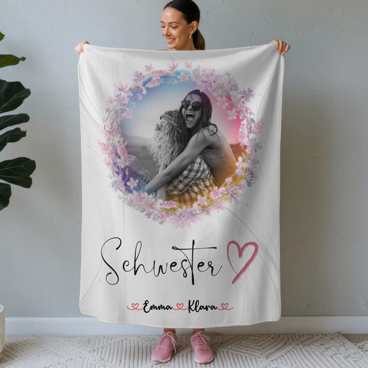 Personalisierte Decke Schwester mit 2 Fotos & Namen Black & White Schwesterherz