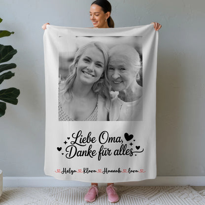 Personalisierte Decke Oma 8 Foto & Namen Black & White