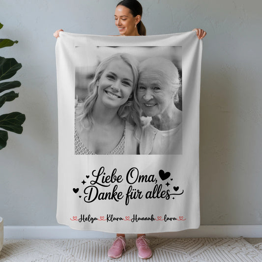 Personalisierte Decke Oma 8 Foto & Namen Black & White