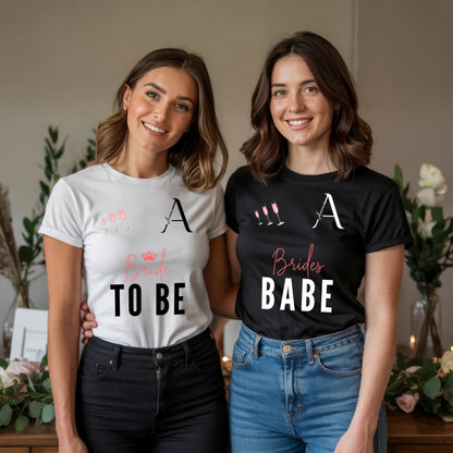 x.01.Schwarzes + Weißes T-Shirt Mockup 2 Frauen JGA